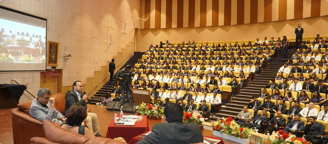 Raththinathammal Auditorium
